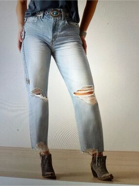 NWOT Ariat Ultra High Rise Tomboy Straight Jean